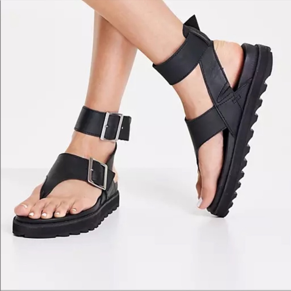 Sorel Black Chunky Platform Sandals